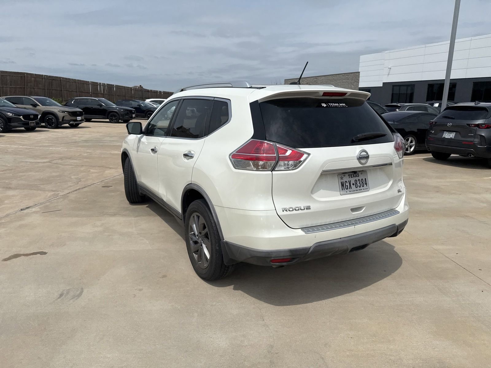 Used 2016 Nissan Rogue SL FWD image 15