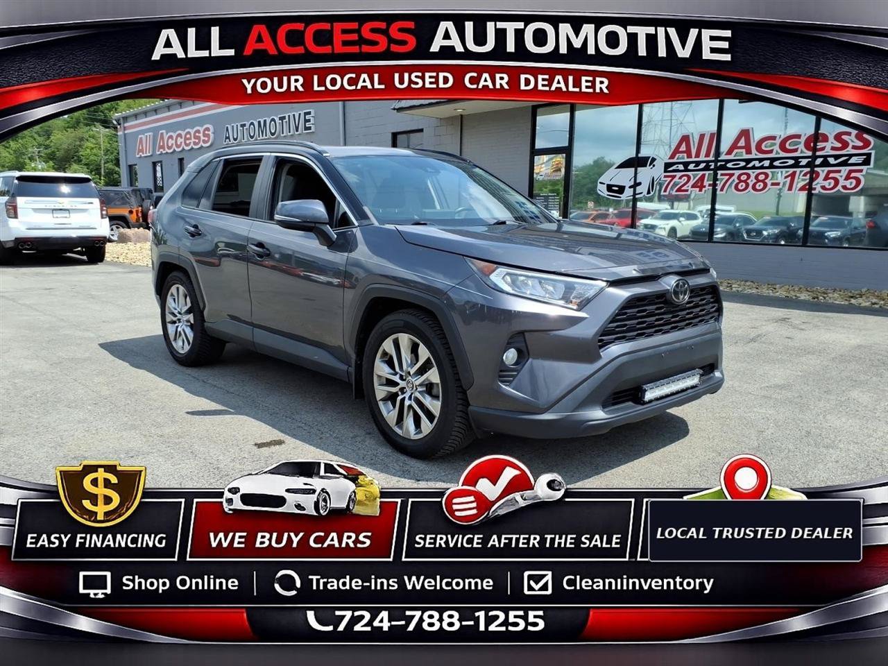 Used 2020 Toyota RAV4 XLE Premium w/ Carpet Mat Package FWD image 2