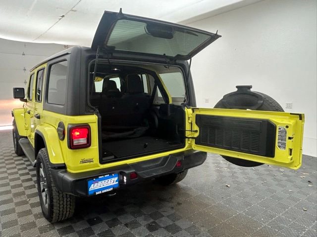 Used 2022 Jeep Wrangler Unlimited Sahara w/ Cold Weather Group image 13