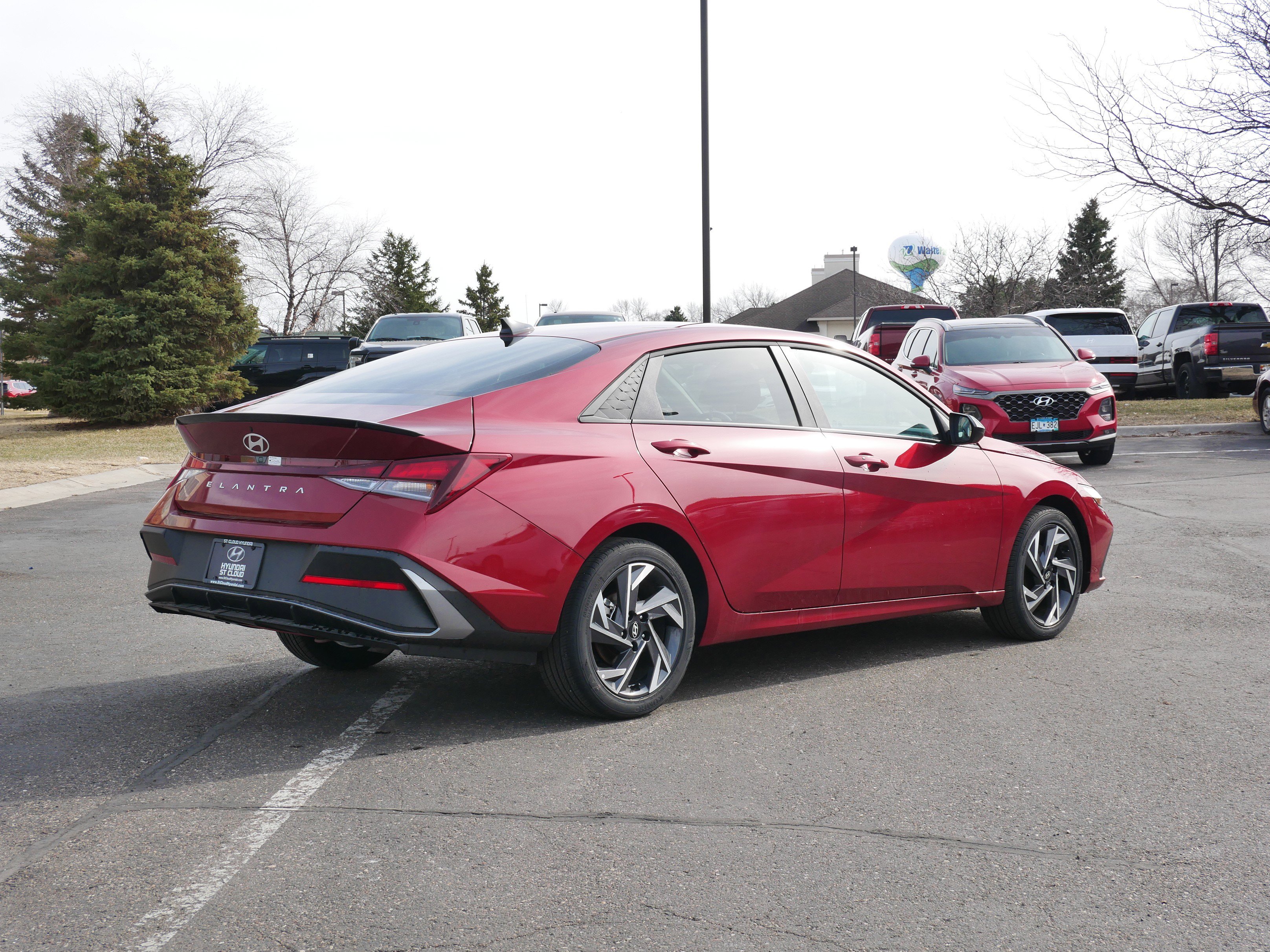 Certified 2025 Hyundai Elantra Sport FWD image 5