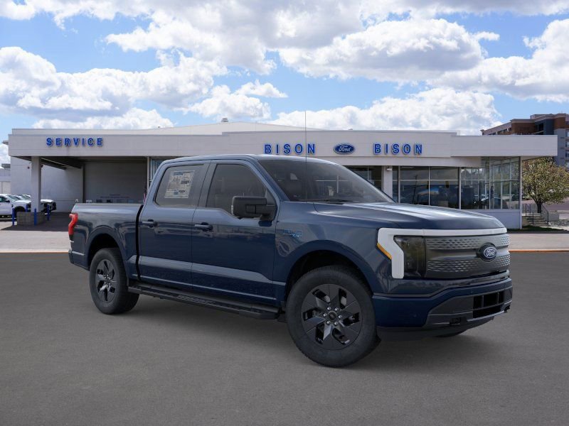 New 2025 Ford F150 Lightning Flash image 7