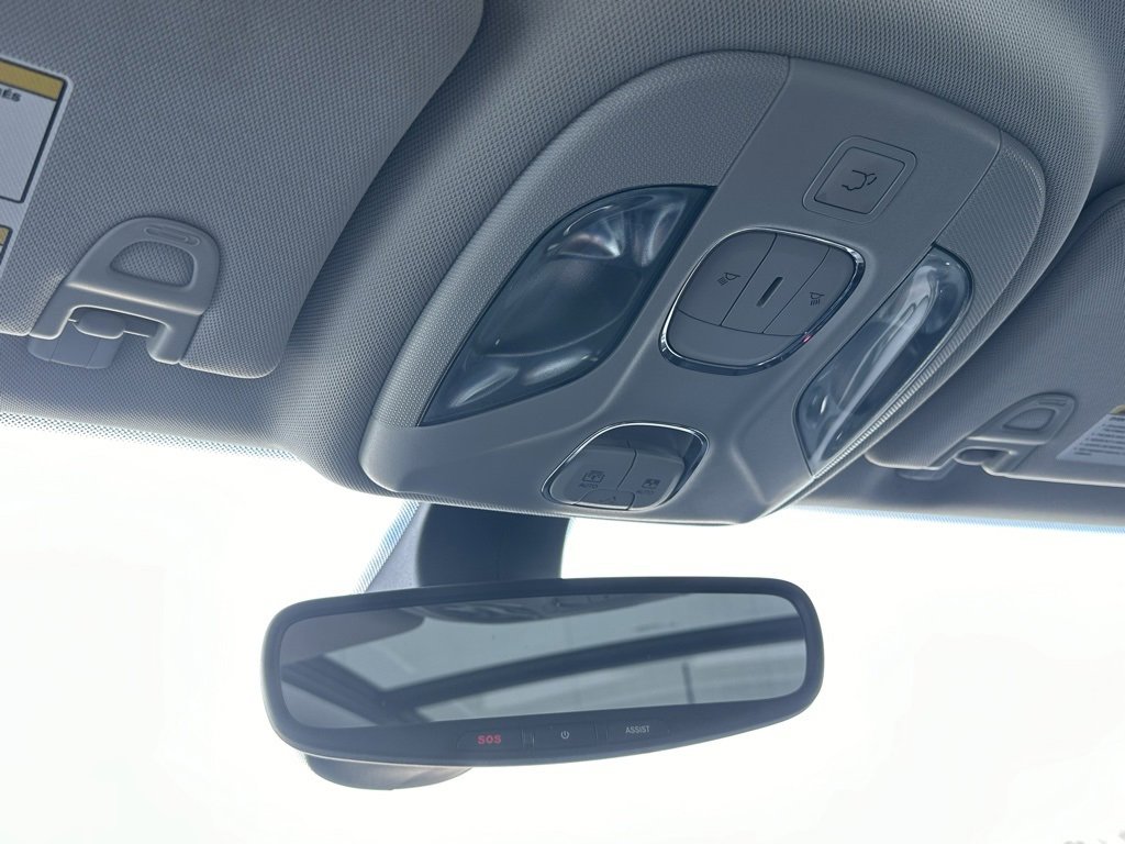 Used 2018 Jeep Compass Limited w/ Navigation Group image 39