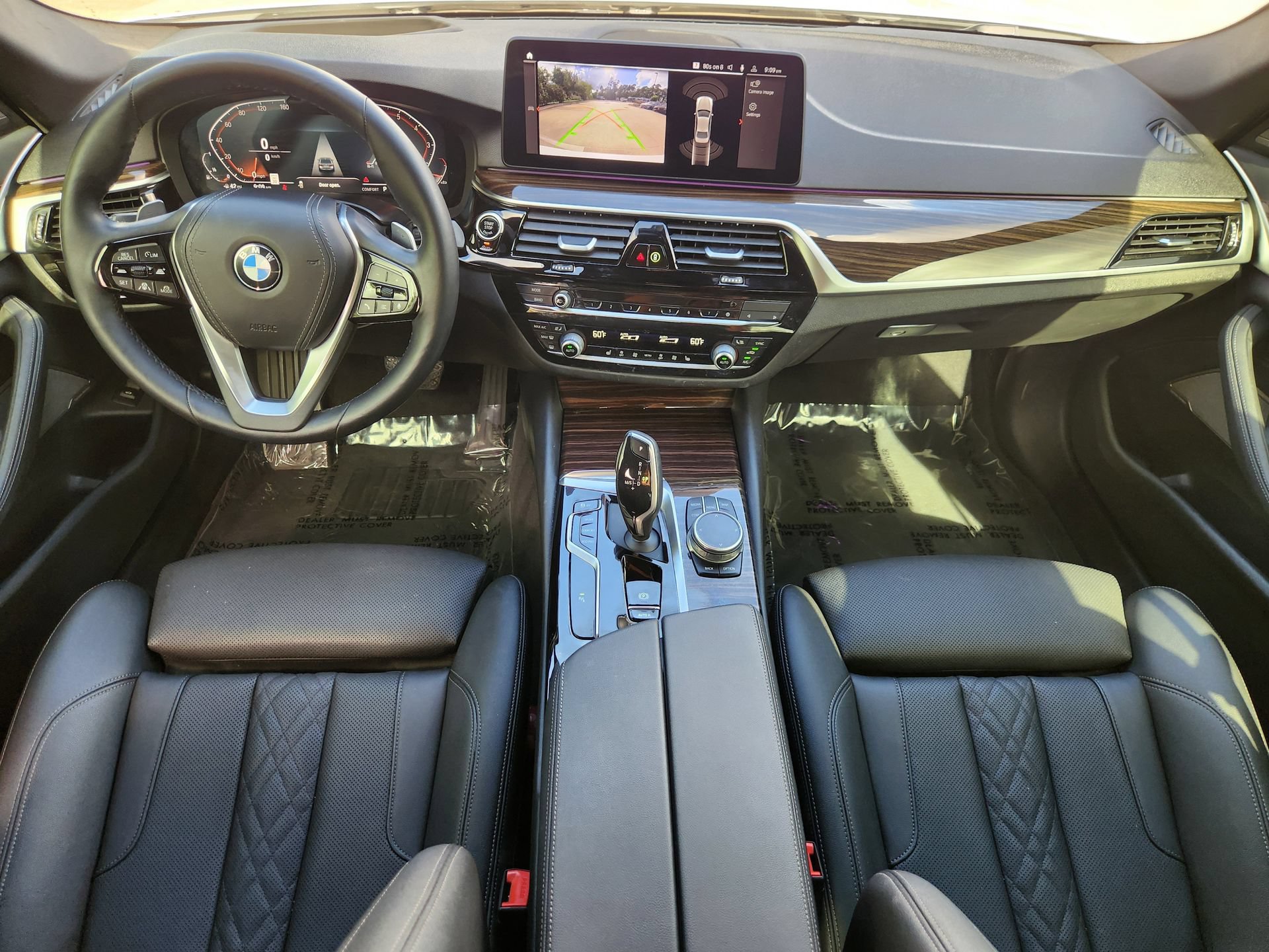 Used 2022 BMW 530i w/ Premium Package RWD image 2
