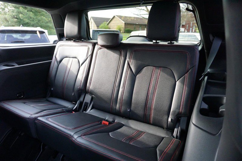 Used 2023 Ford Expedition Limited image 30