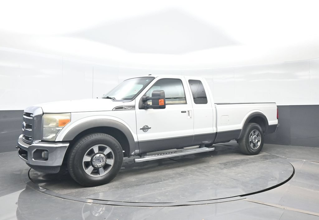 Used 2011 Ford F250 Lariat w/ Lariat Interior Pkg RWD image 2