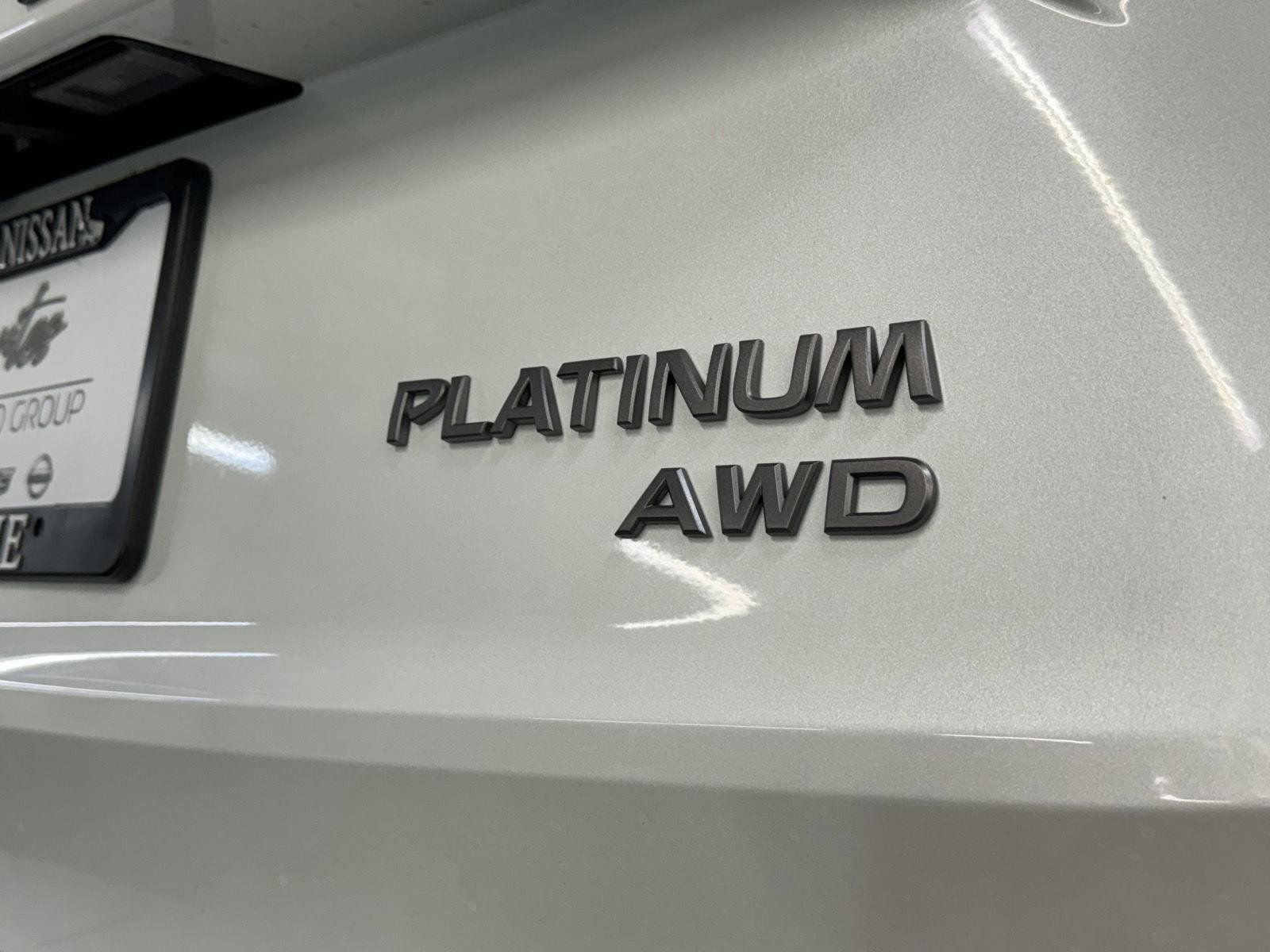 Used 2024 Nissan Rogue Platinum w/ Platinum Premium Package image 7