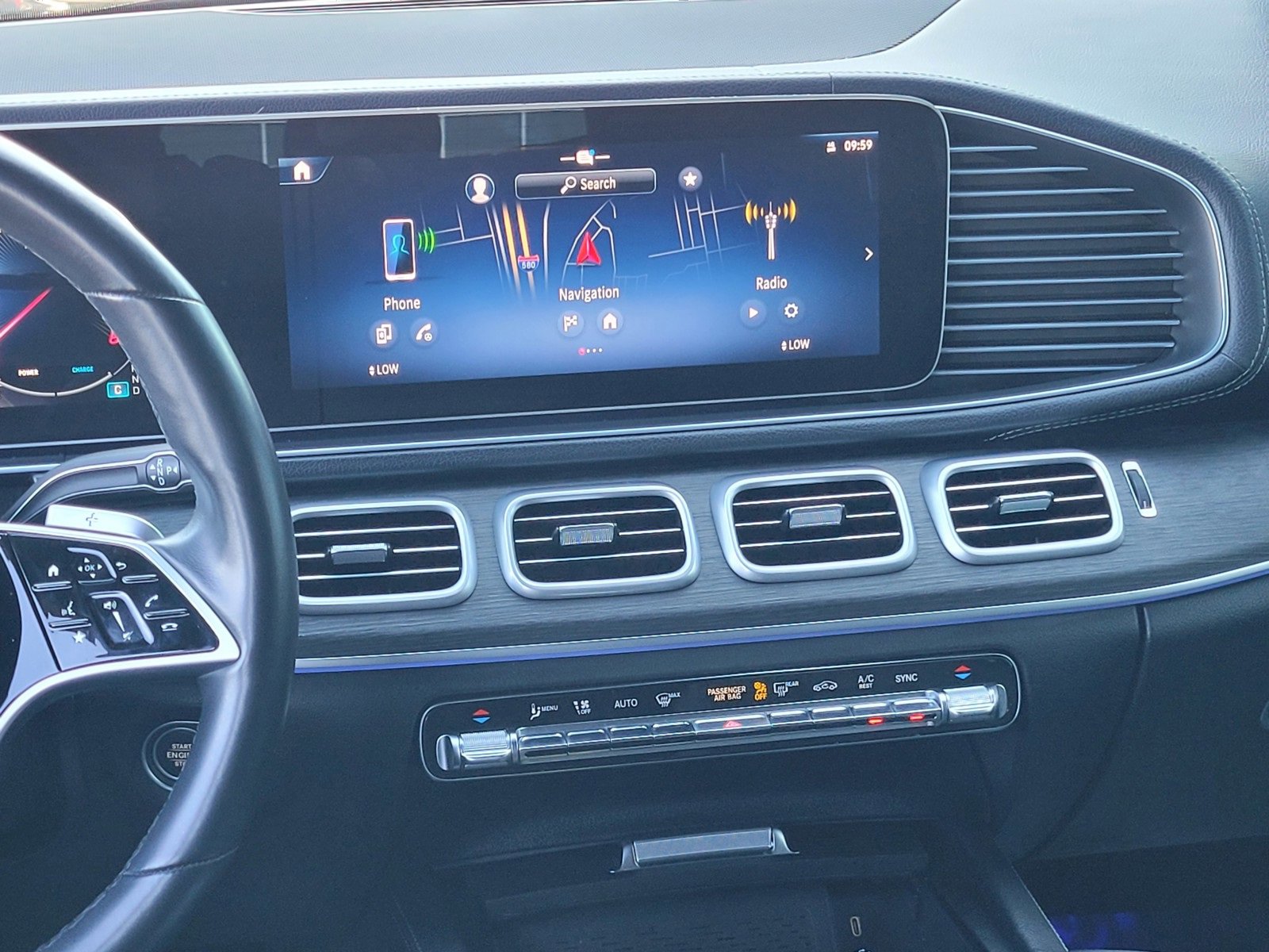 Used 2024 Mercedes-Benz GLS 450 4MATIC image 15