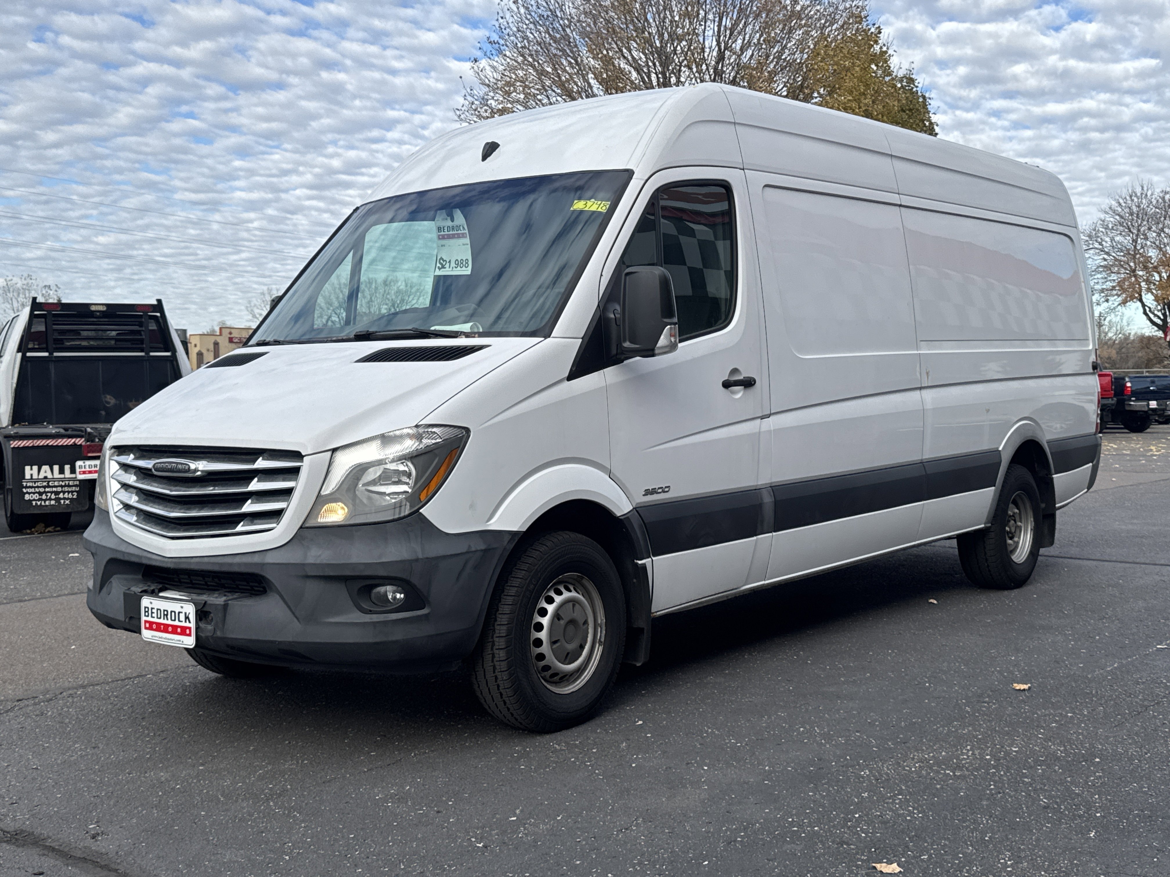 Used 2015 Freightliner Sprinter 3500 image 5