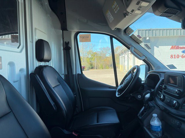 Used 2024 Ford Transit 250 148 High Roof Extended AWD w/ Load Area Protection Package image 3