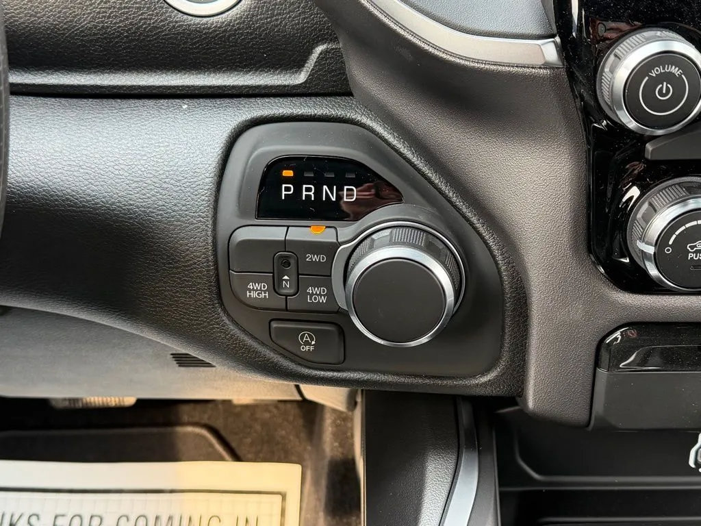 New 2026 RAM 1500 Express AWD/4WD image 28