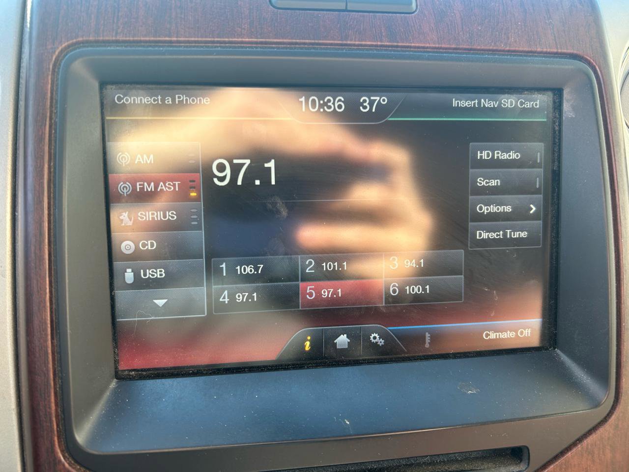 Used 2014 Ford F150 King Ranch w/ King Ranch Luxury Package image 20