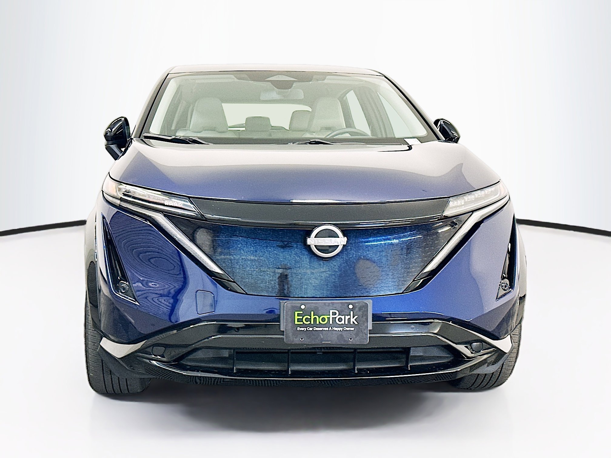 Used 2024 Nissan Ariya AWD image 2