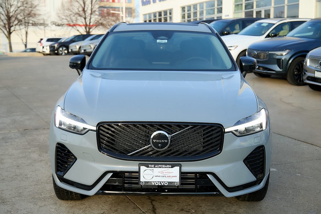 New 2026 Volvo XC60 T8 Plus w/ Protection Package Premier AWD/4WD image 5