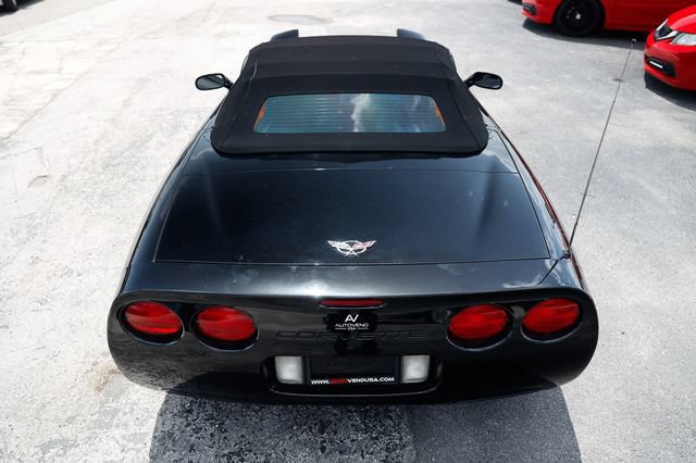 Used 2001 Chevrolet Corvette Convertible w/ Preferred Equipment Group2 RWD image 12