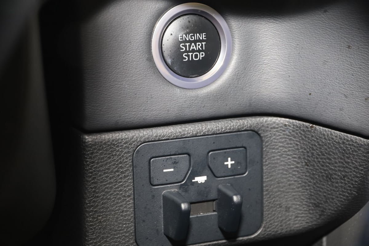 Used 2023 Toyota Tundra Platinum AWD/4WD image 31