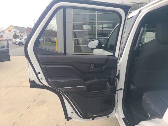 Used 2025 Toyota 4Runner SR5 image 14