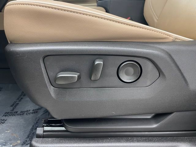 Used 2024 Chevrolet Tahoe Premier w/ Premium Package 2 image 12