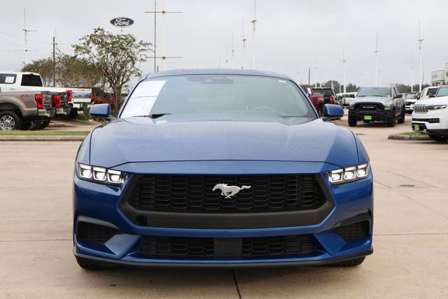 Used 2024 Ford Mustang Premium image 2