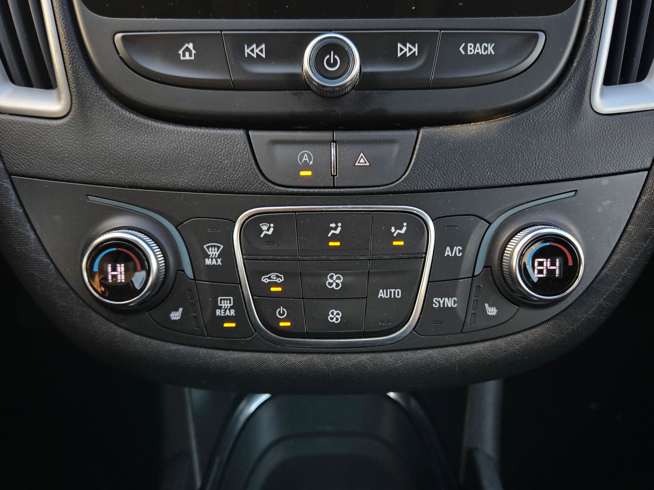 Used 2023 Chevrolet Malibu LT image 29