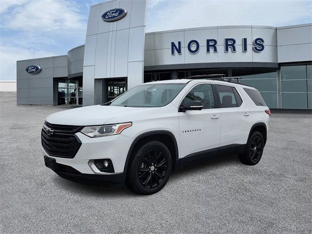 Used 2019 Chevrolet Traverse LT w/ LT Premium Package image 2