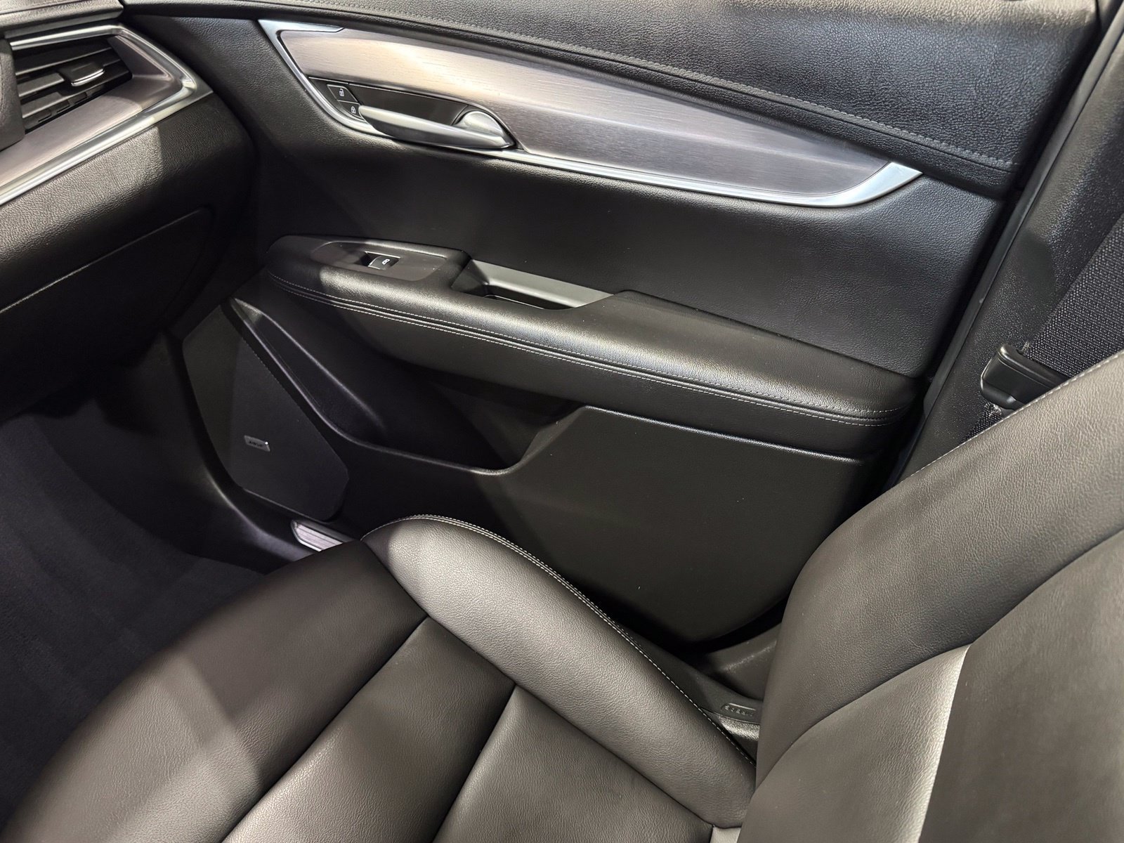 Used 2020 Cadillac XT5 Luxury AWD/4WD image 41