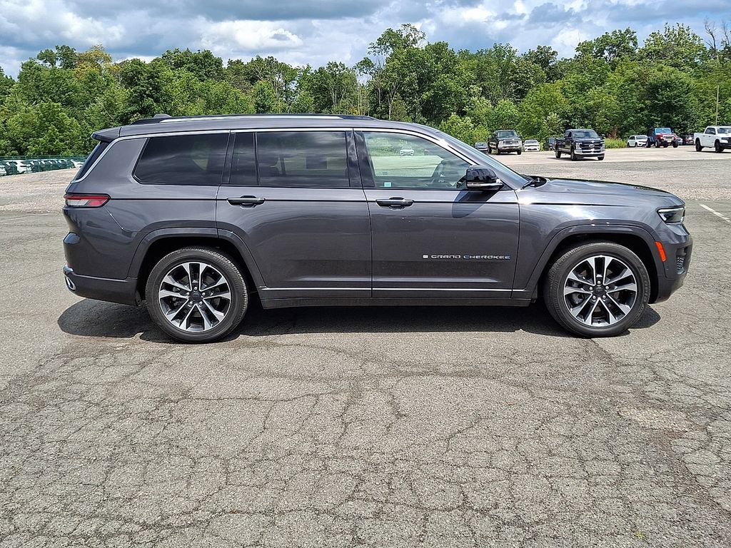 Used 2023 Jeep Grand Cherokee L Overland AWD/4WD image 10