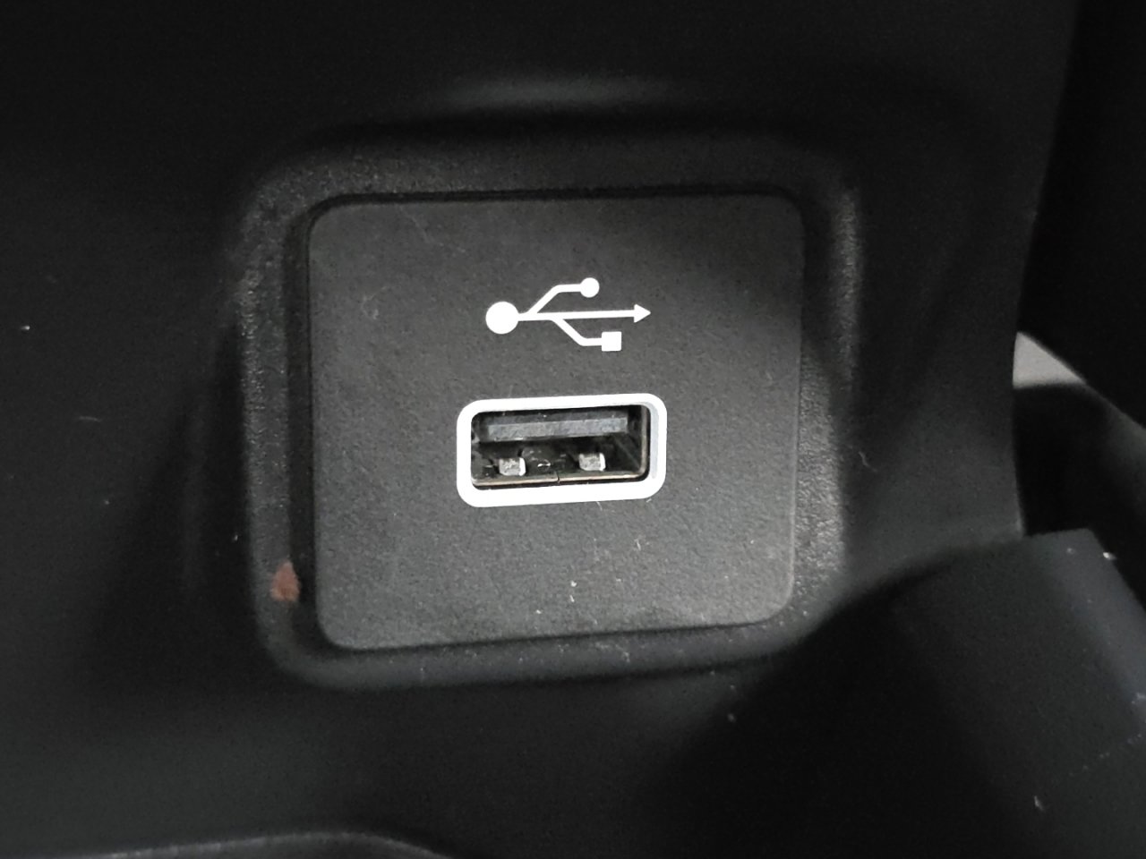 Certified 2024 Honda HR-V LX image 7