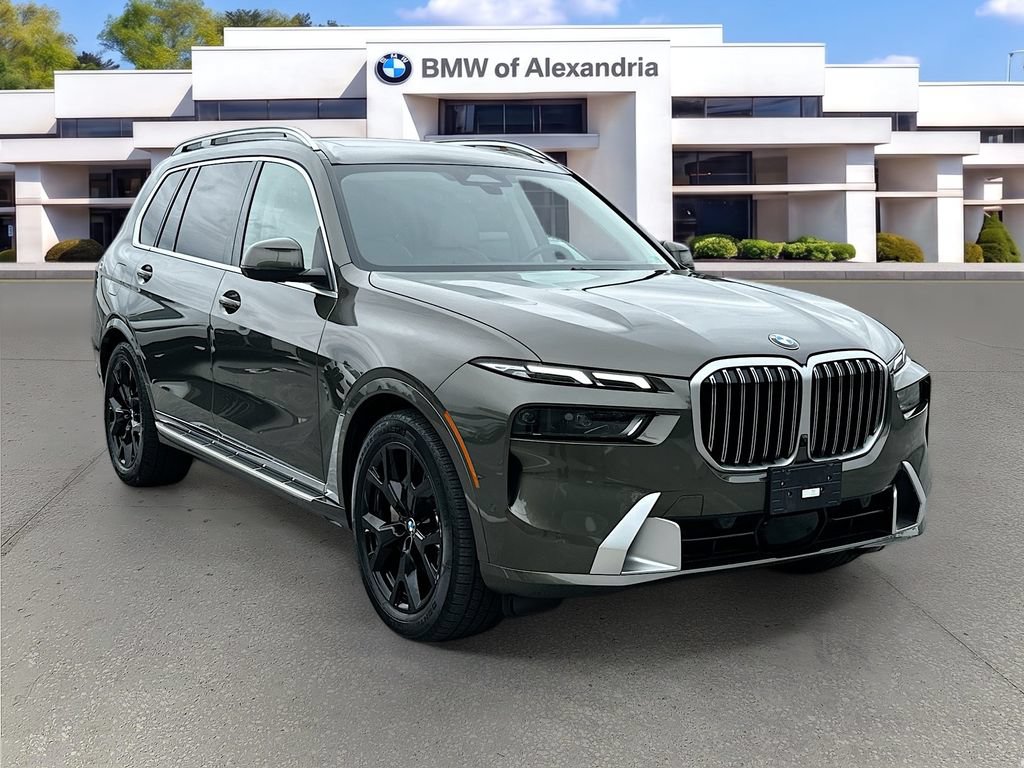 Certified 2024 BMW X7 xDrive40i w/ Executive Package AWD/4WD image 3