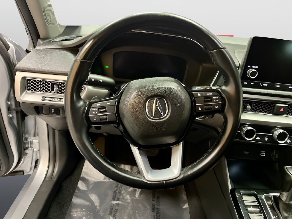 Used 2025 Acura Integra FWD image 11