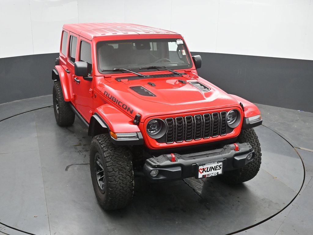 Used 2025 Jeep Wrangler Unlimited Rubicon AWD/4WD image 36