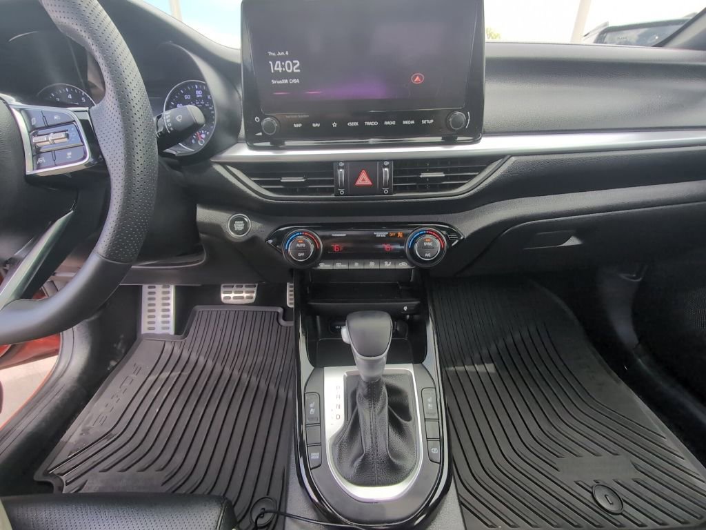 Used 2023 Kia Forte GT-Line w/ GT-Line Premium Package FWD image 22