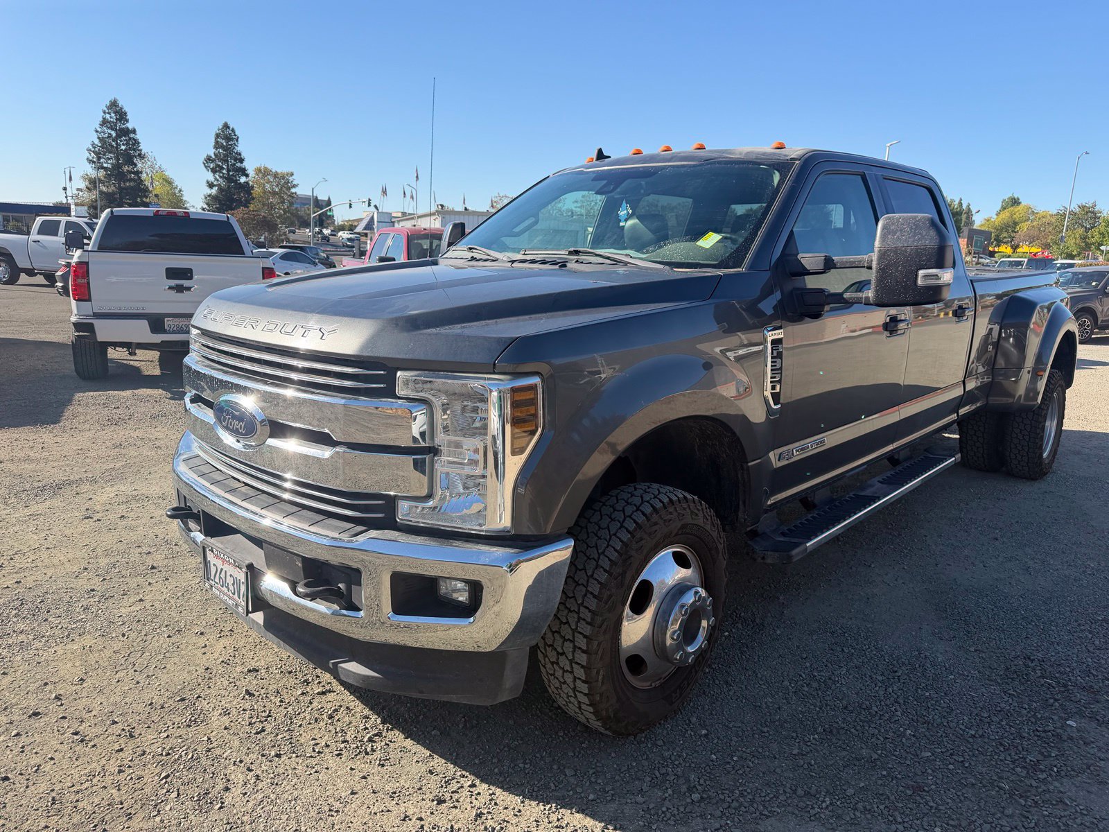 Used 2019 Ford F350 Lariat w/ Lariat Ultimate Package AWD/4WD image 1