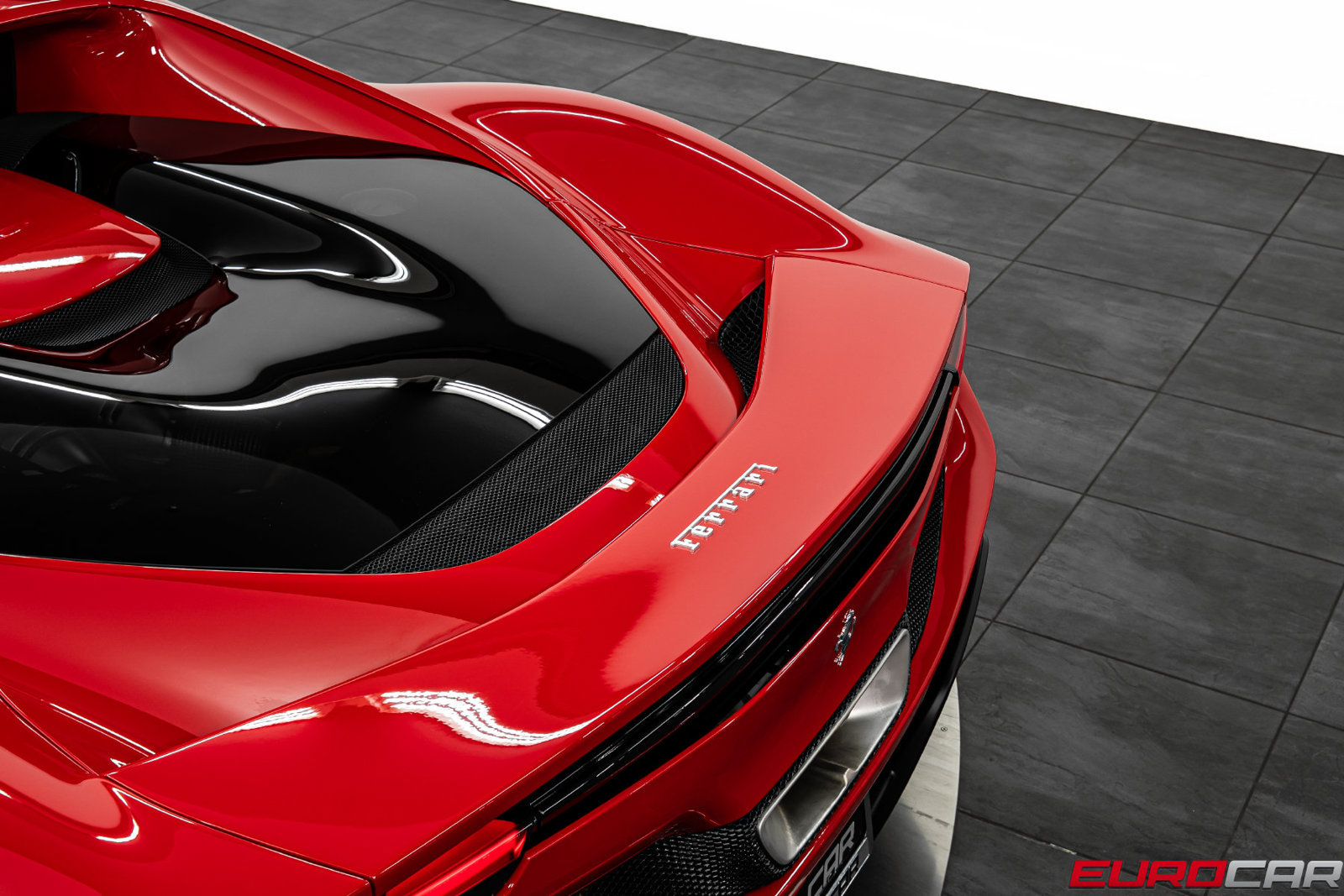 Used 2023 Ferrari 296 GTB RWD image 19