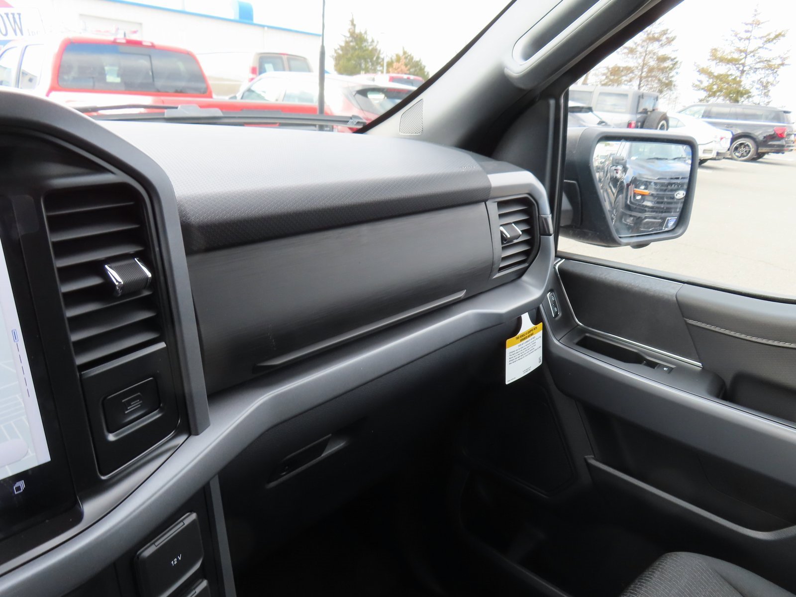 New 2026 Ford F150 XLT w/ Equipment Group 302A MID image 12