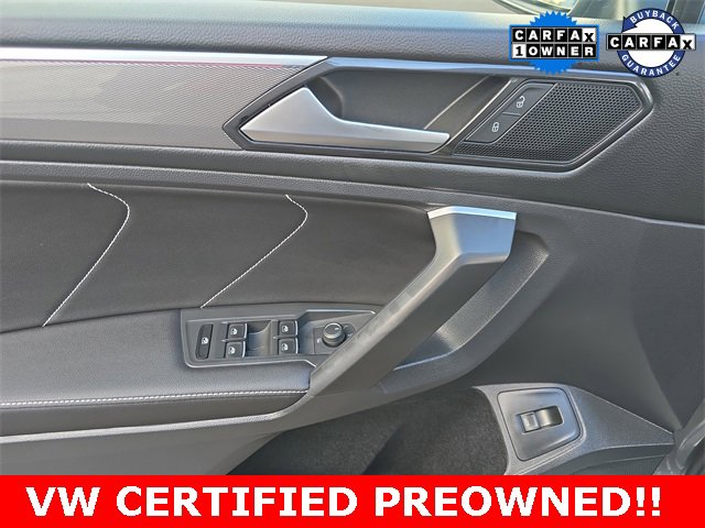 Used 2024 Volkswagen Tiguan SE R-Line image 11