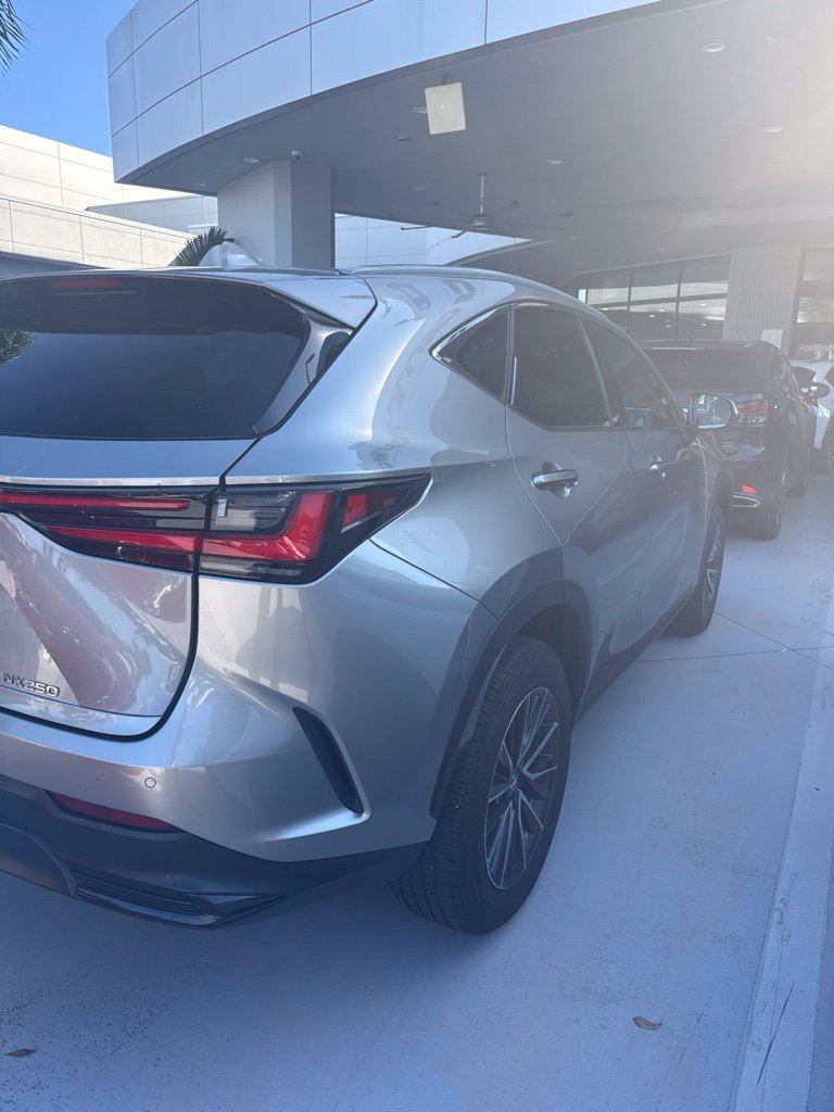 Used 2025 Lexus NX 250 FWD w/ Towing Package (2000 Lbs) image 7