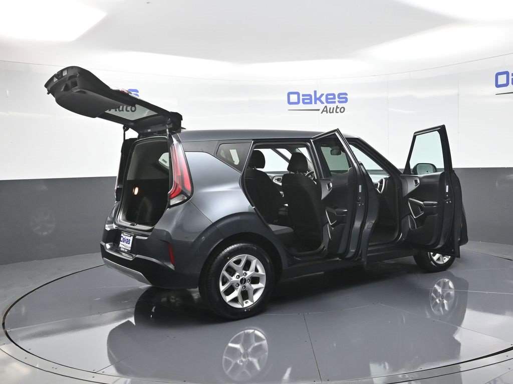 Certified 2024 Kia Soul LX w/ Option Group 015 image 50
