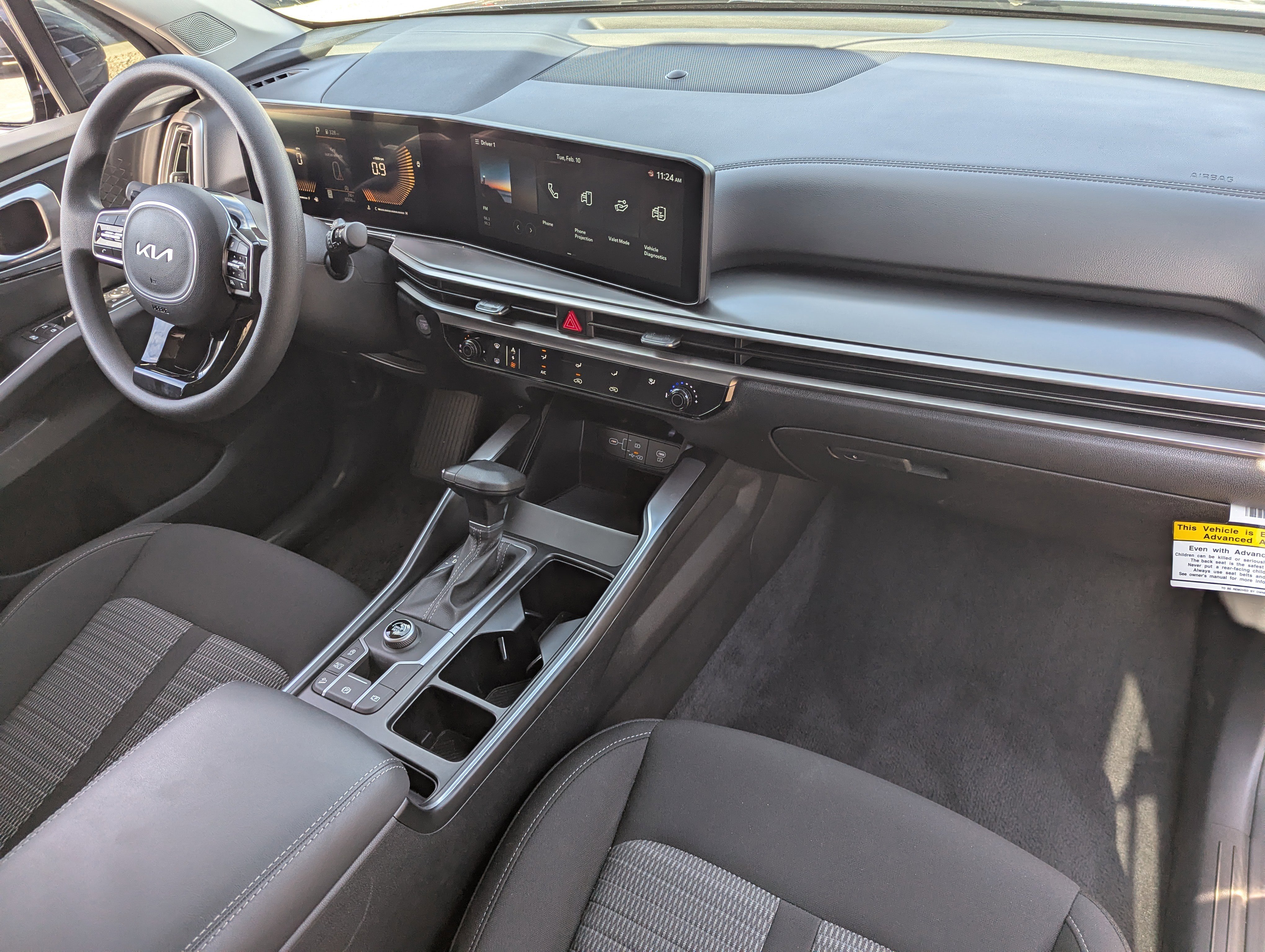 Certified 2025 Kia Sorento LX image 10