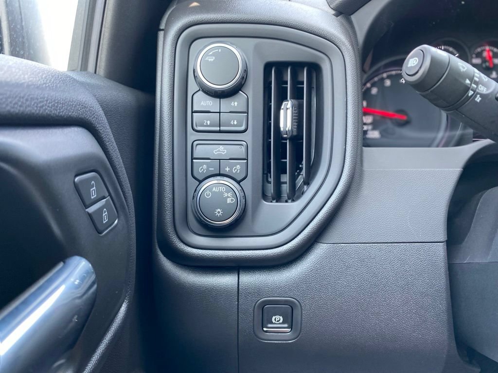 New 2026 Chevrolet Silverado 1500 Custom Trail Boss AWD/4WD image 29