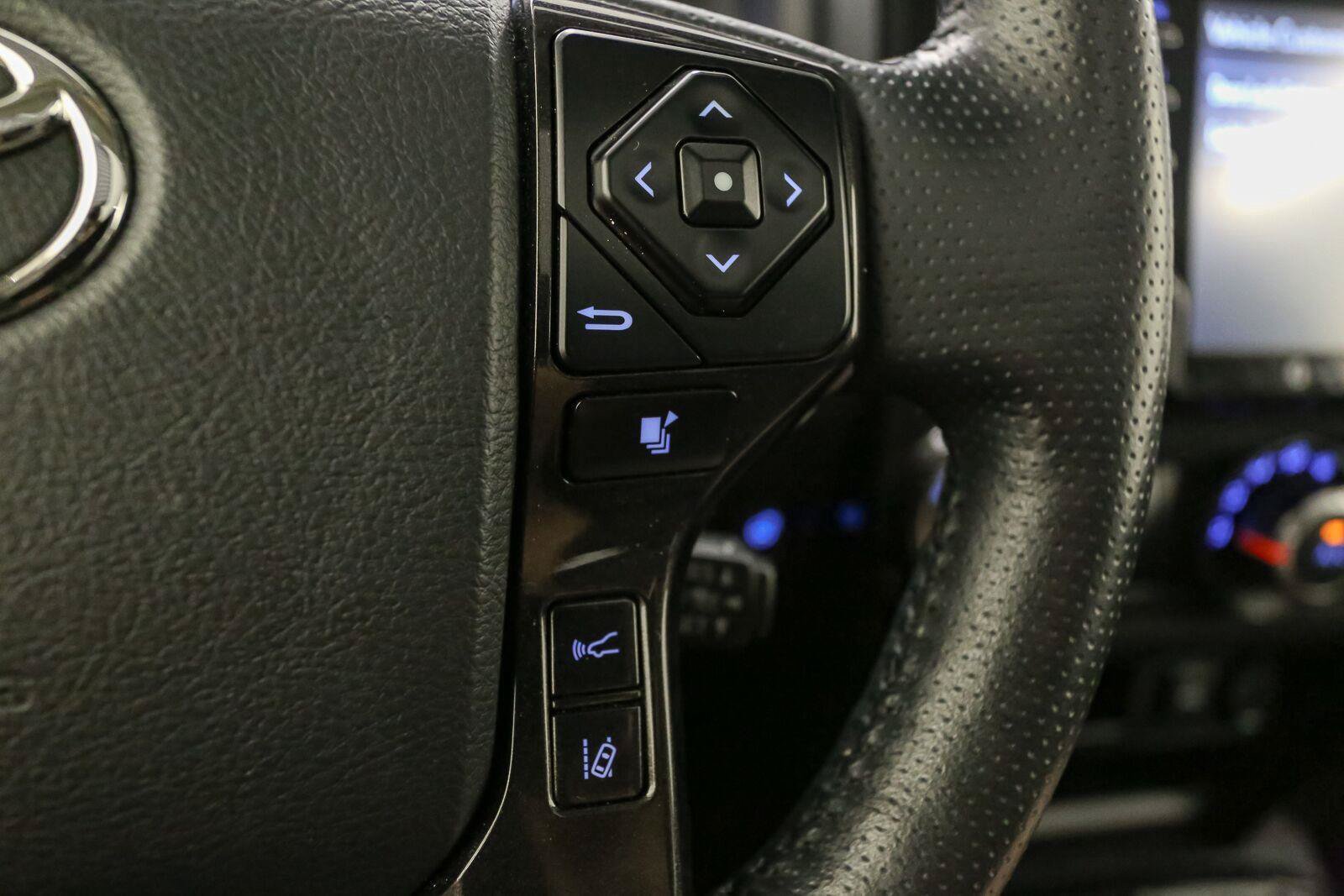 Used 2024 Toyota 4Runner TRD Off-Road Premium w/ Off Road Premium Plus Package AWD/4WD image 34