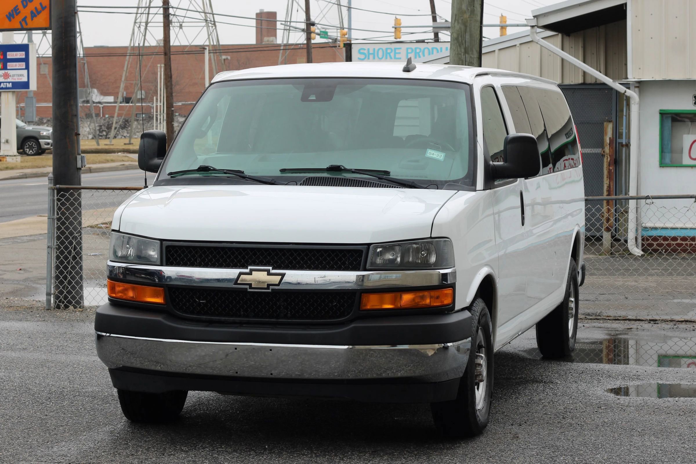 Used 2019 Chevrolet Express 3500 LT w/ LT Preferred Equipment Group image 3