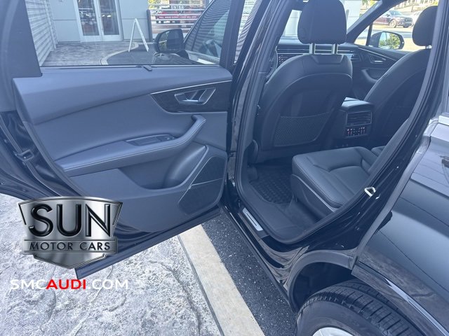 Used 2025 Audi Q7 3.0T Premium Plus w/ Premium Plus Package image 28