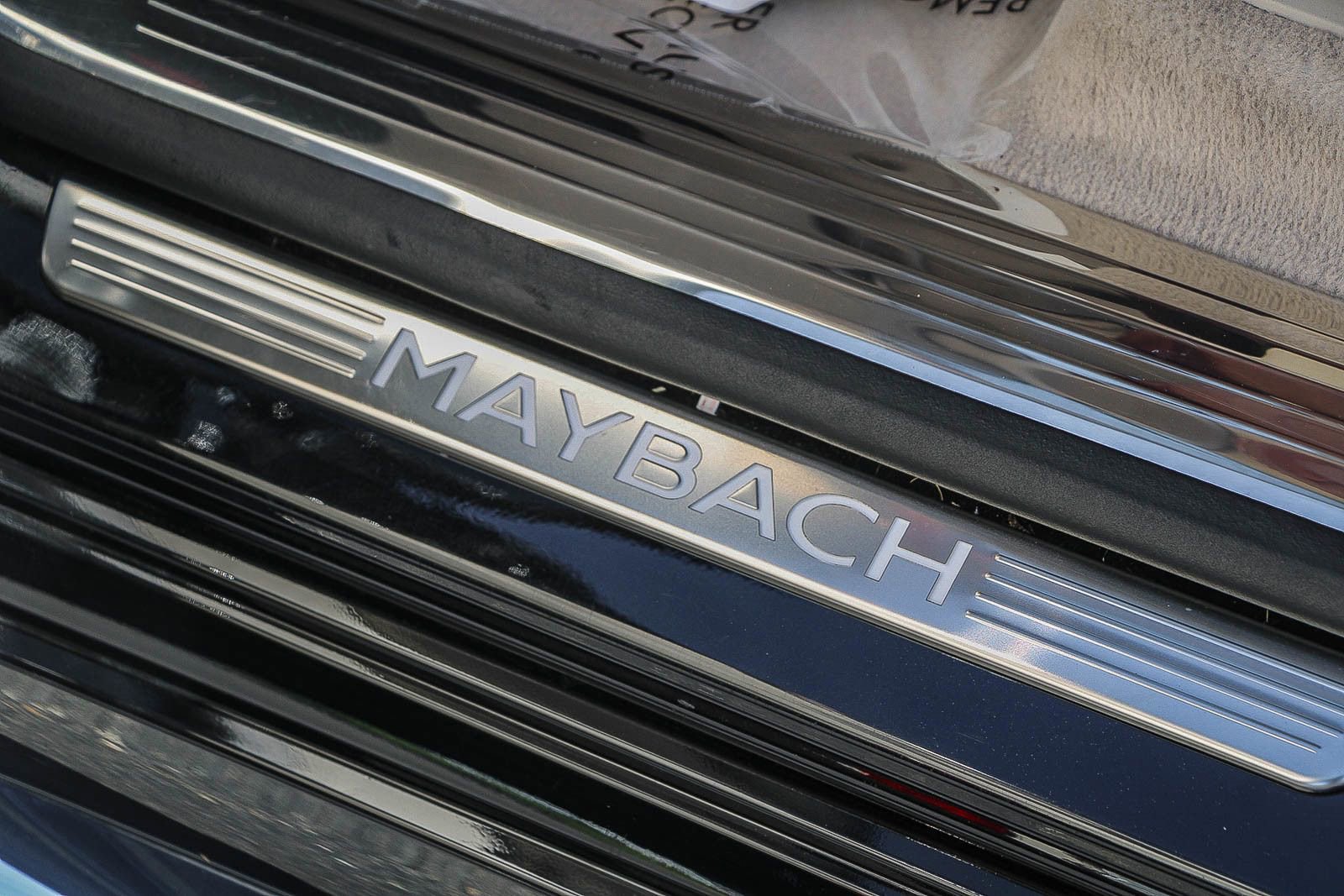 Certified 2024 Mercedes-Benz Maybach GLS 600 4MATIC image 31