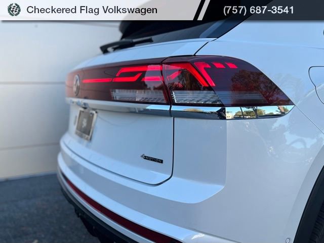 New 2026 Volkswagen Atlas Cross Sport SEL Premium R-Line image 9