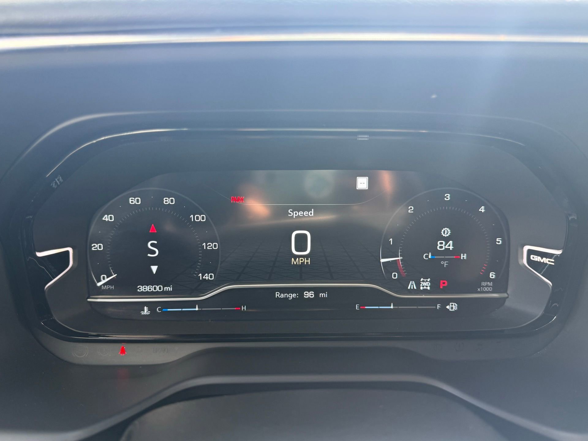 Used 2023 GMC Yukon XL Denali image 38