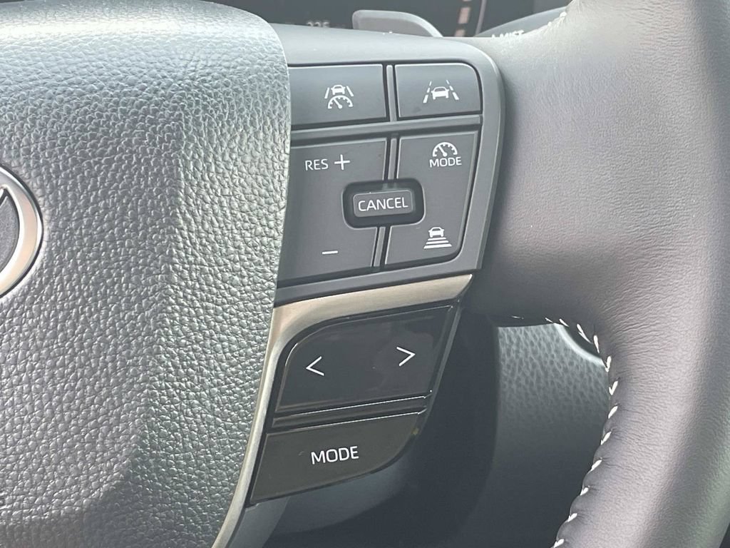New 2026 Toyota Camry SE w/ Convenience Package FWD image 31