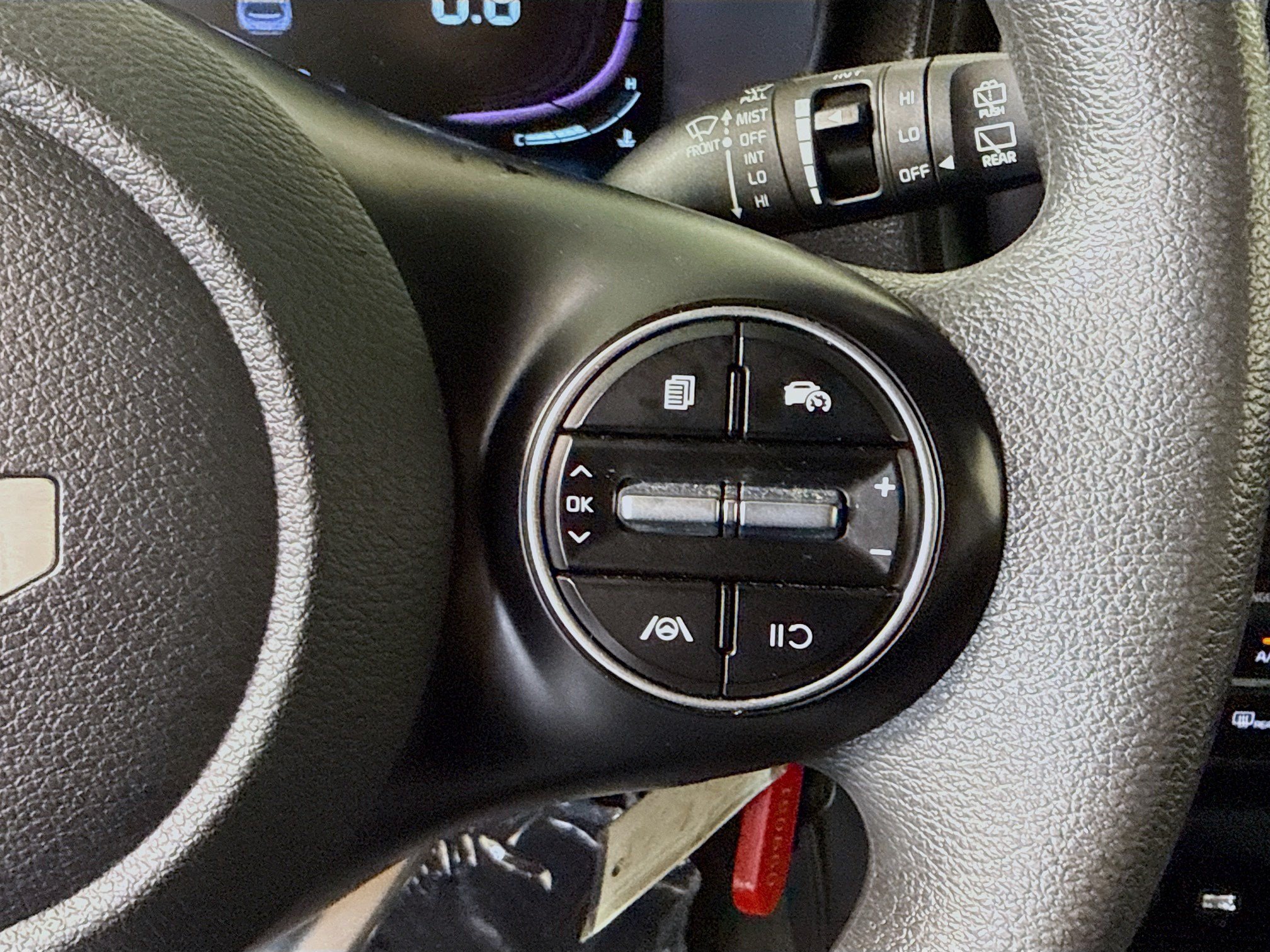 Used 2023 Kia Soul LX FWD image 15