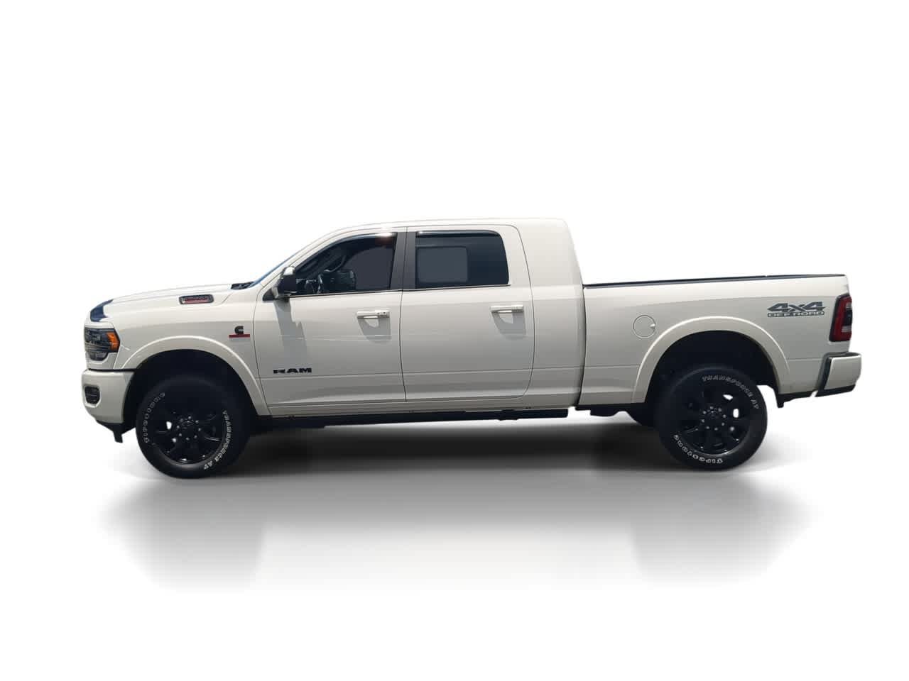 Used 2022 RAM 2500 Limited w/ Night Edition AWD/4WD image 5