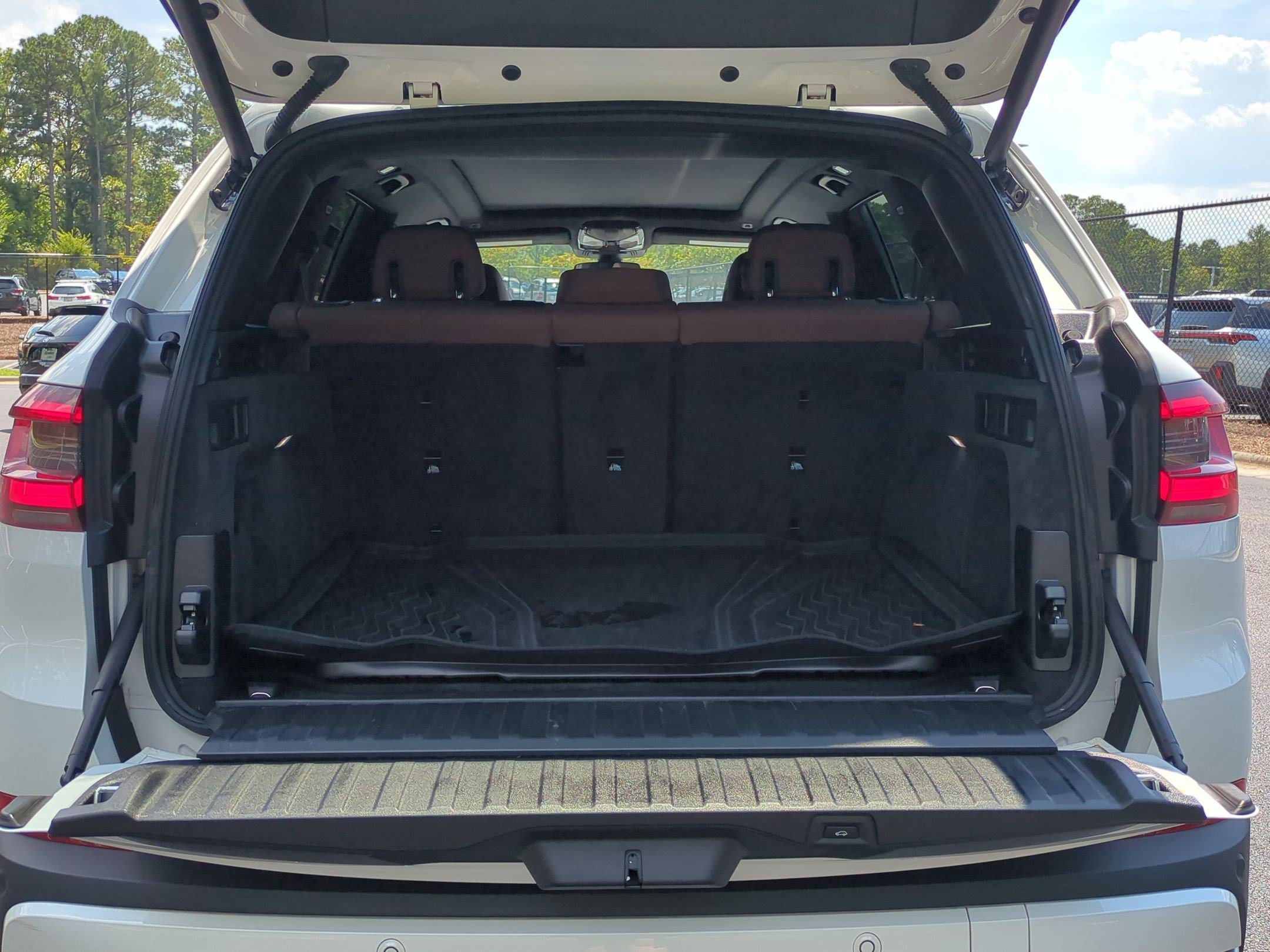 Used 2020 BMW X5 xDrive40i AWD/4WD image 31