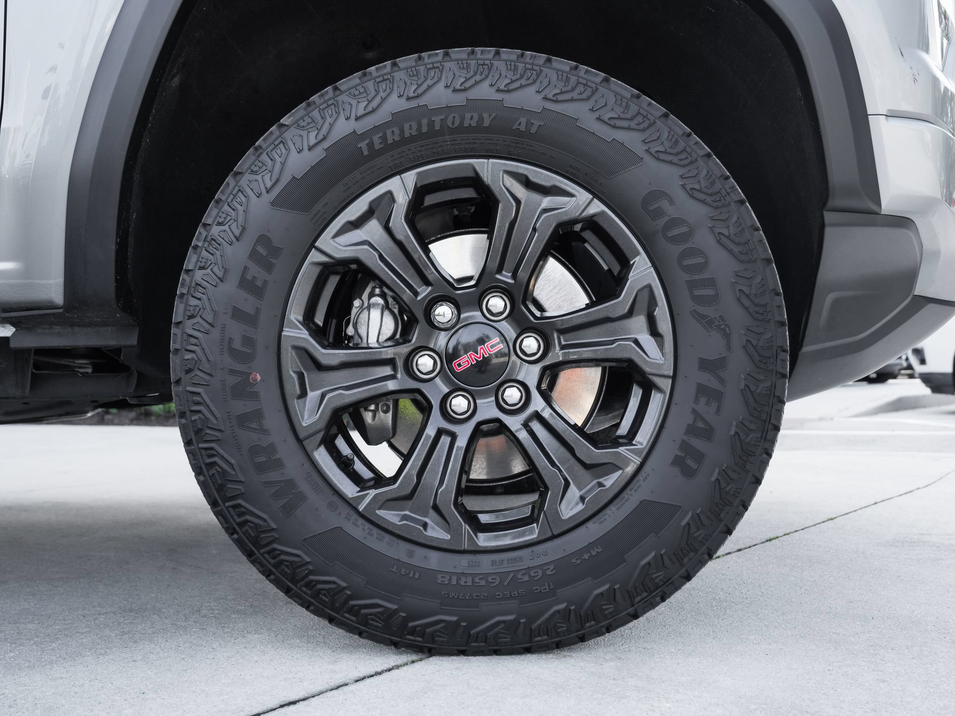 Used 2025 GMC Canyon Elevation w/ Convenience Package RWD image 28